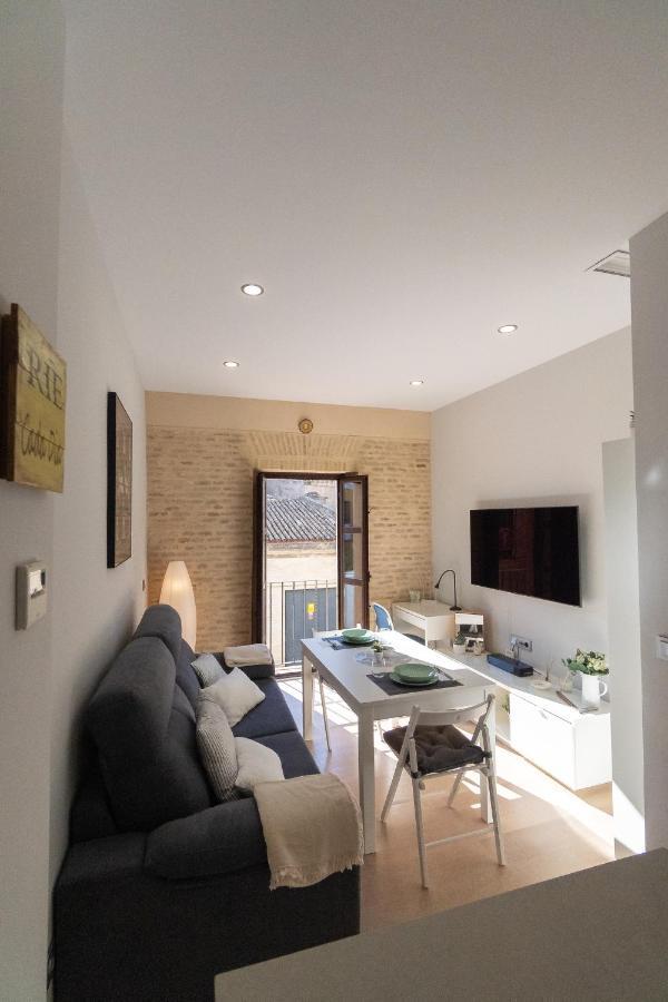 Apartamento Chic & Cool By Rentalsevilla *
